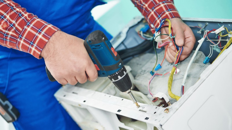 Pursaklar Beko Beko çamaşır makinesi kart tamiri – Su almama arızası orijinal parça ile giderildi. - Teknik servis örneği